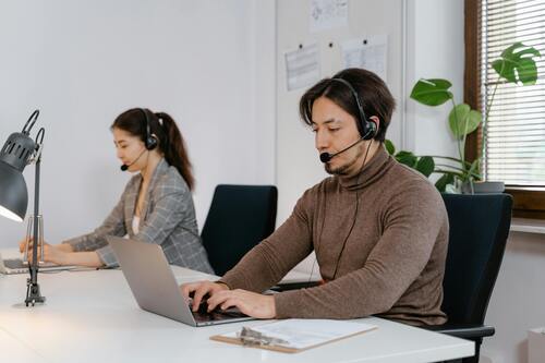 AI Knowledge Base Software for Small Businesses Explained