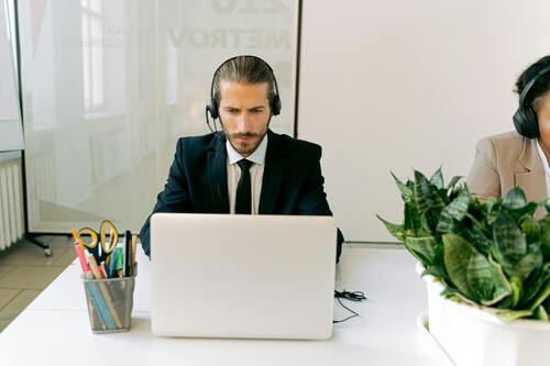 How Affordable Helpdesk Software with Automation Works